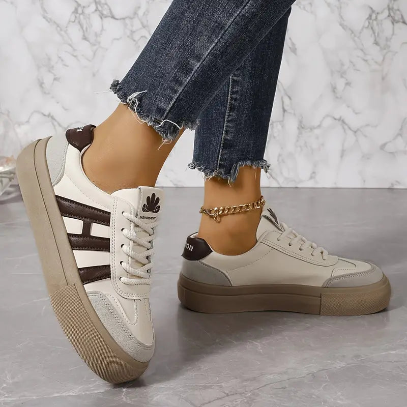 Modern Trainers for Women – Lightweight Design & All-Day Comfort